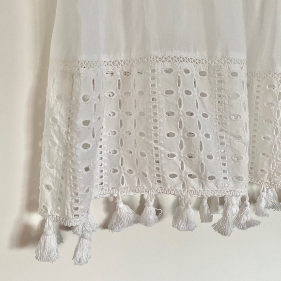 Pure Nordic Beach Cover-Up - Picture 7 of 8